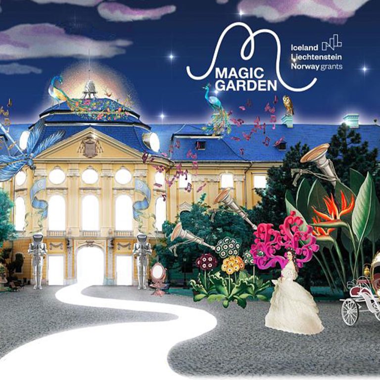 Magic Garden Square Large